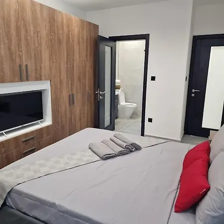 Luxury At Barbara Properties -brand New