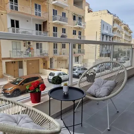 Luxury At Barbara Properties -brand New *