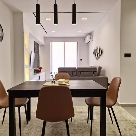 Luxury At Barbara Properties -brand New *